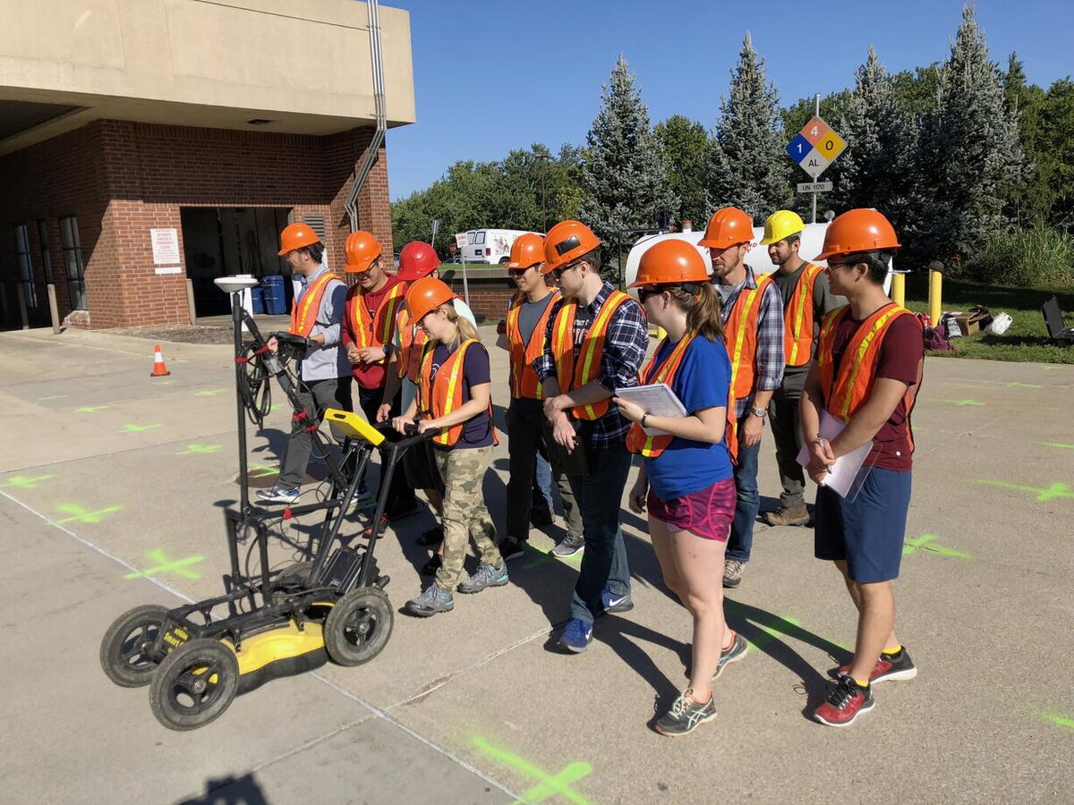 Prof. Gregg's Environmental Geophysical Survey class 